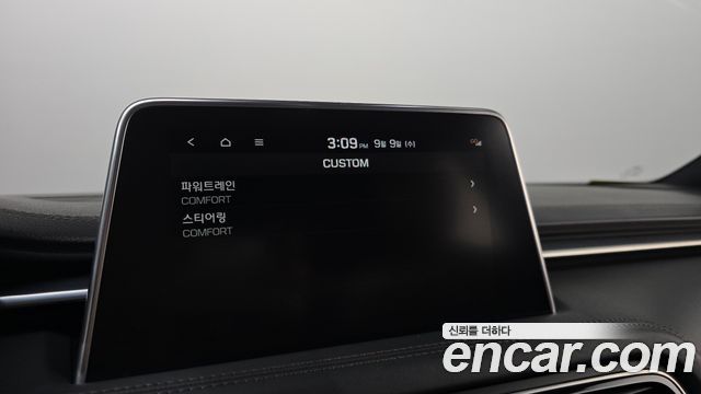 Genesis G70 2019 — photo 23