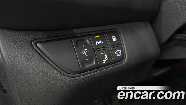 Genesis G70 2019 — photo 24