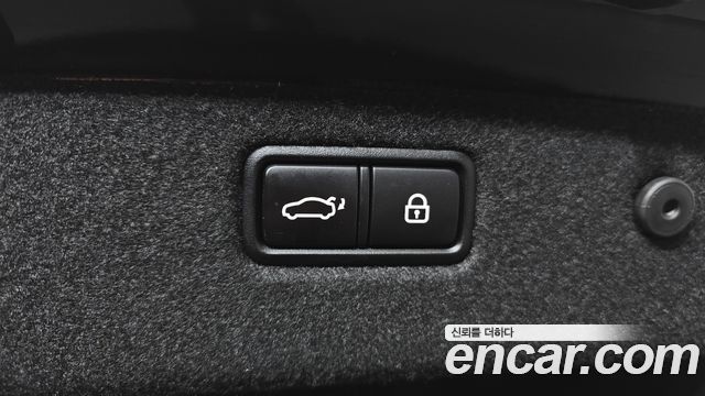 Genesis G70 2019 — photo 26