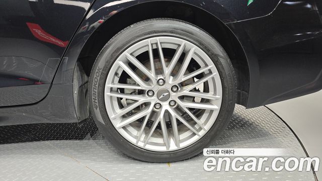 Genesis G70 2019 — photo 7