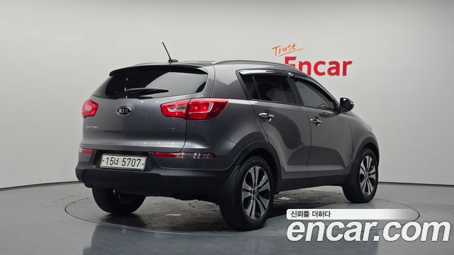Kia Sportage 2011 — photo 2