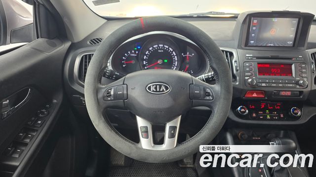 Kia Sportage 2011 — photo 18