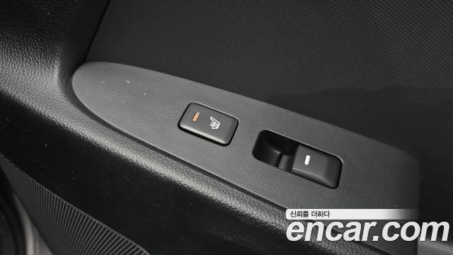 Kia Sportage 2011 — photo 25