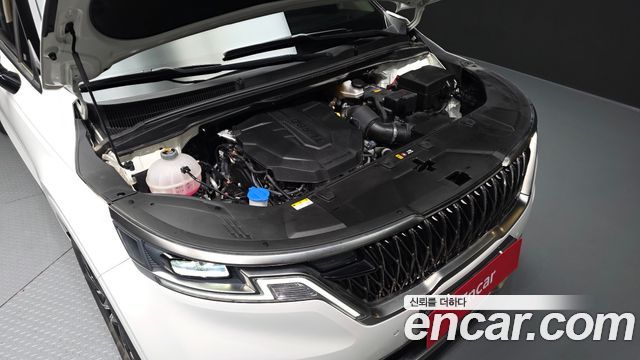 Kia Canival 2023 — photo 6
