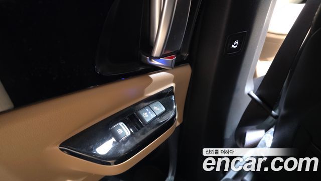 Kia Canival 2023 — photo 19