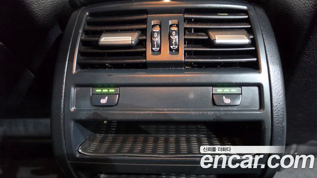 BMW 5-Series 2013 — photo 19