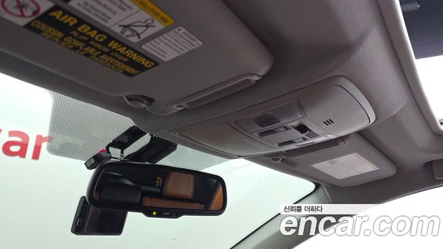 Toyota RAV4 2017 — photo 29
