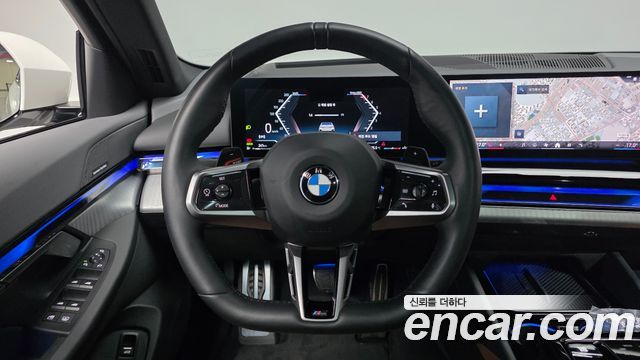BMW 5-Series 2024 — photo 19
