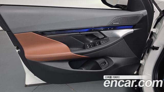 BMW 5-Series 2024 — photo 14