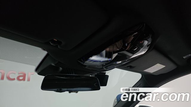 BMW 5-Series 2024 — photo 29