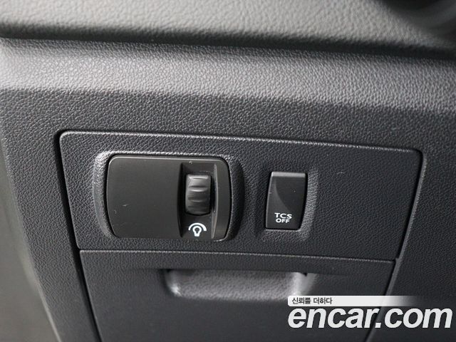 Renault Korea SM5  2018 — photo 11