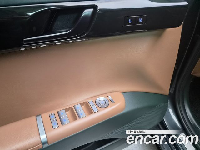 Hyundai Grandeur 2023 — photo 14