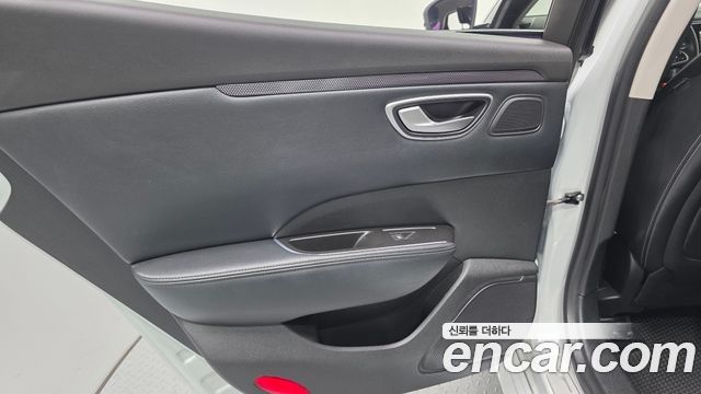 Renault Korea SM6 2016 — photo 15