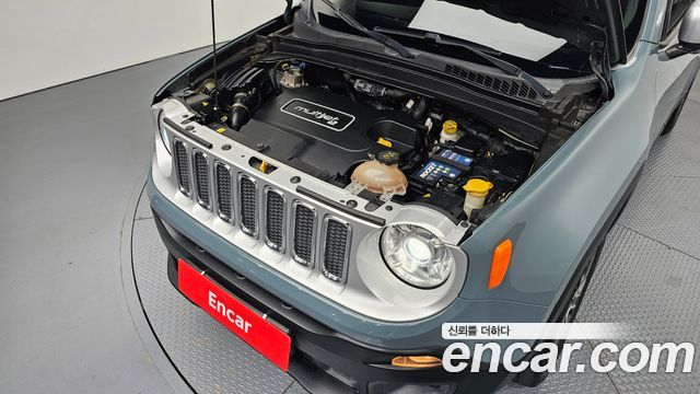 Jeep Renegade 2016 — photo 6