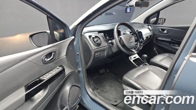 Renault Korea QM3 2016 — photo 10