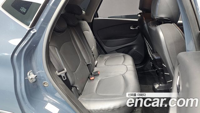 Renault Korea QM3 2016 — photo 11