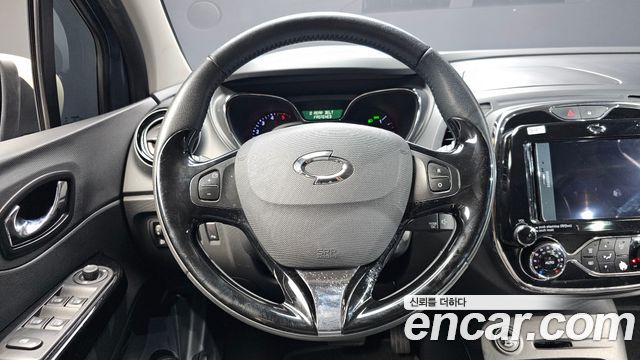 Renault Korea QM3 2016 — photo 13