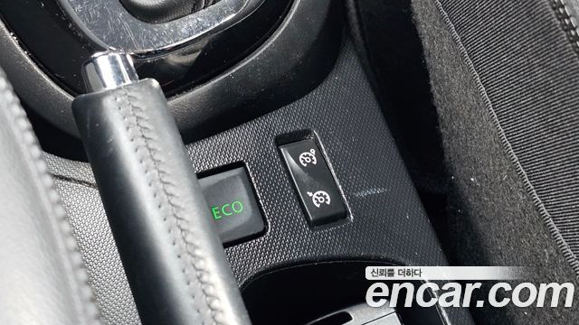 Renault Korea QM3 2016 — photo 17