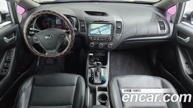 Kia K3 2016 — photo 7