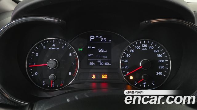 Kia K3 2016 — photo 8