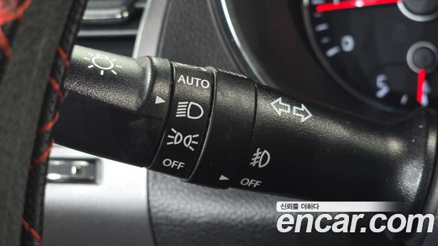 Kia K3 2016 — photo 17