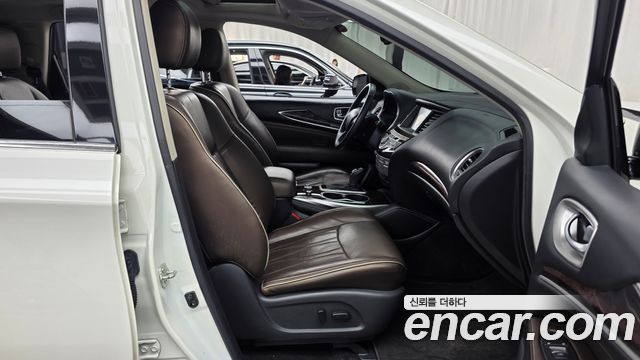 Infiniti QX60 2017 — photo 11