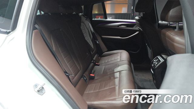 BMW X4 2021 — photo 17