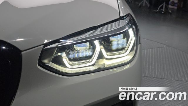 BMW X4 2021 — photo 8
