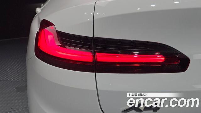 BMW X4 2021 — photo 9