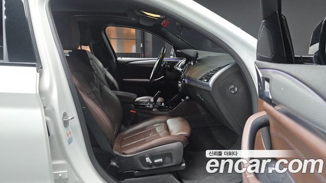 BMW X4 2021 — photo 16
