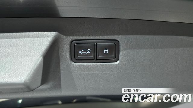 Hyundai Santafe 2024 — photo 17