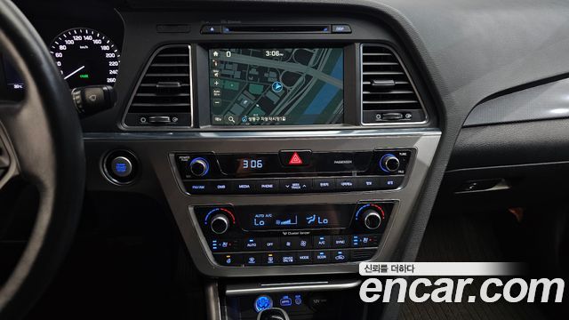 Hyundai Sonata 2016 — photo 20
