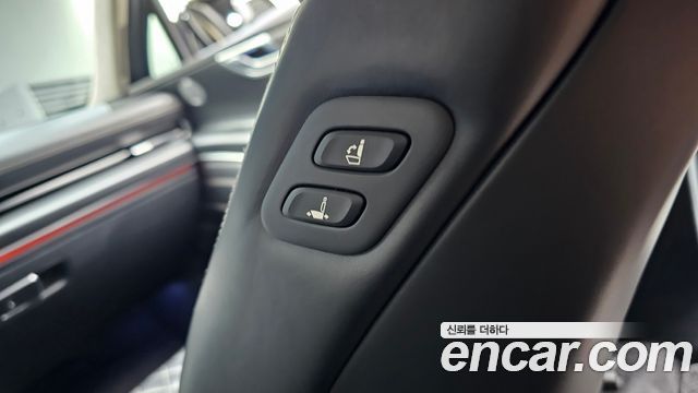 Genesis GV80 2021 — photo 28