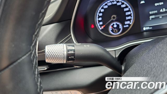 Genesis GV80 2021 — photo 29