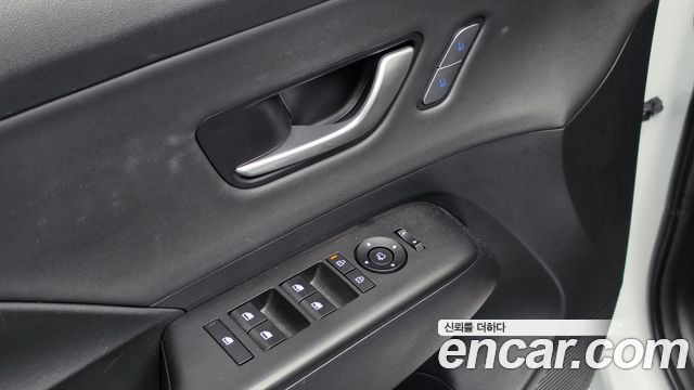 Hyundai Kona 2025 — photo 28