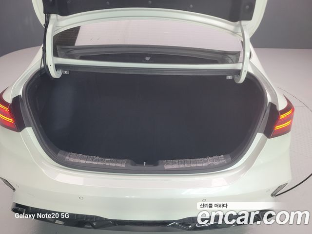 Kia K3 2022 — photo 19