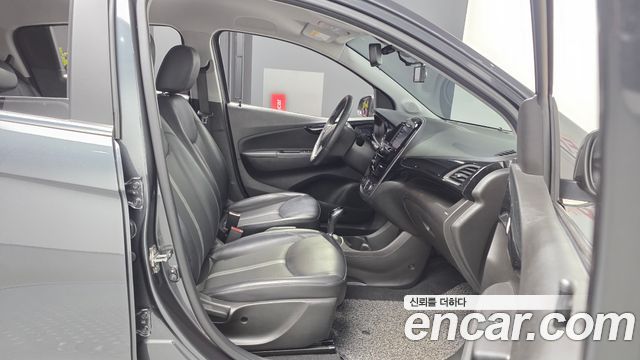Chevrolet Korea Spark 2019 — photo 11