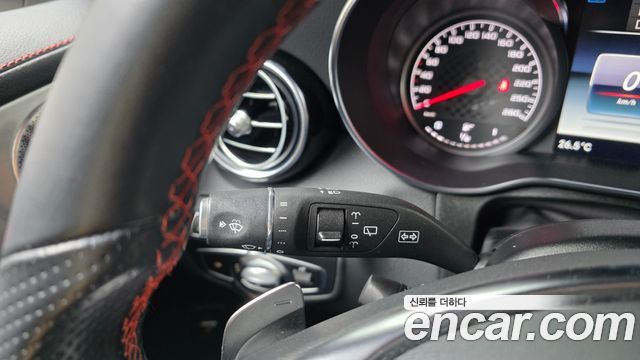Mercedes-Benz GLC-Class 2019 — photo 29