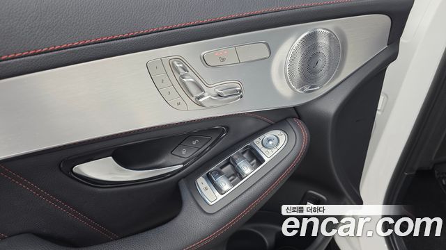 Mercedes-Benz GLC-Class 2019 — photo 30