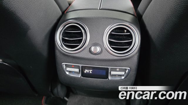 Mercedes-Benz GLC-Class 2019 — photo 33