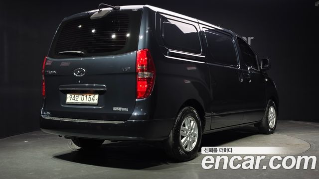 Hyundai Starex 2018 — photo 2
