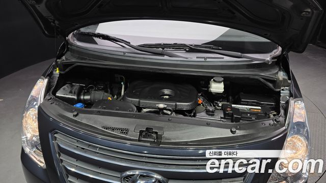 Hyundai Starex 2018 — photo 6