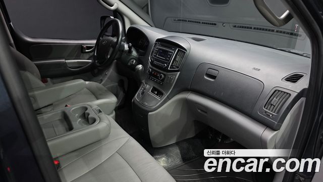 Hyundai Starex 2018 — photo 7