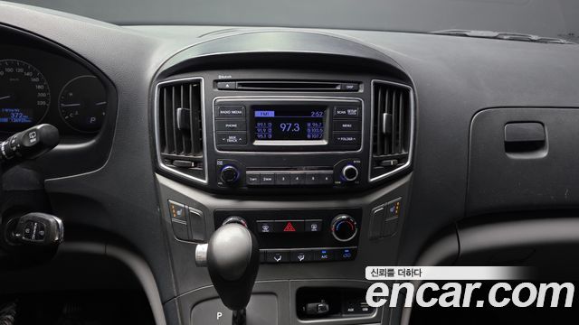 Hyundai Starex 2018 — photo 14