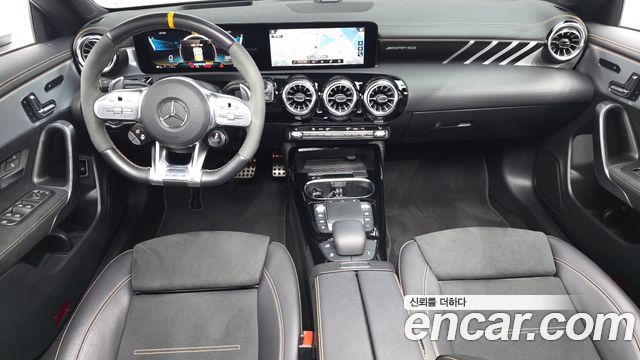 Mercedes-Benz CLA-Class 2021 — photo 10