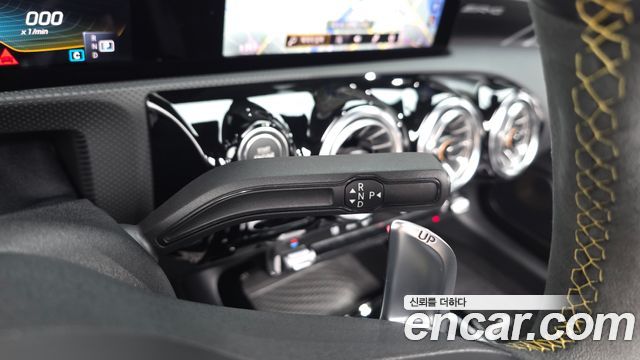 Mercedes-Benz CLA-Class 2021 — photo 12