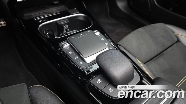 Mercedes-Benz CLA-Class 2021 — photo 24