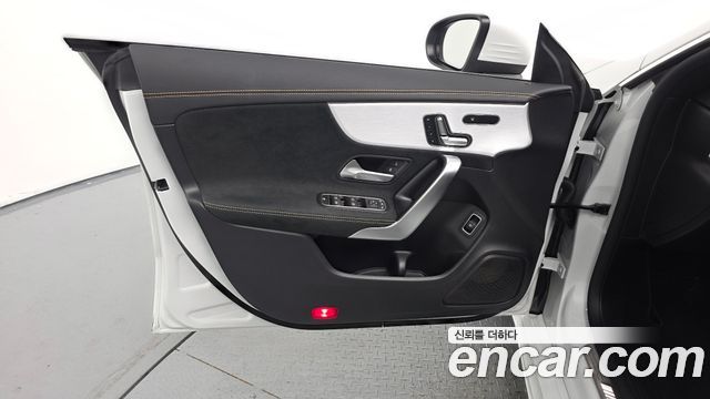 Mercedes-Benz CLA-Class 2021 — photo 14