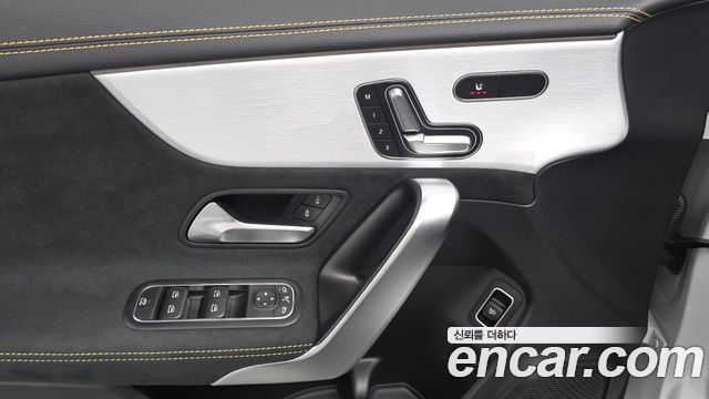 Mercedes-Benz CLA-Class 2021 — photo 30
