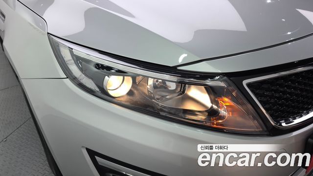 Kia K5 2015 — photo 8